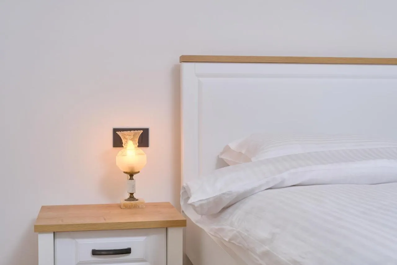 Bacci Central 2-Bedroom Apartment By Litto Split