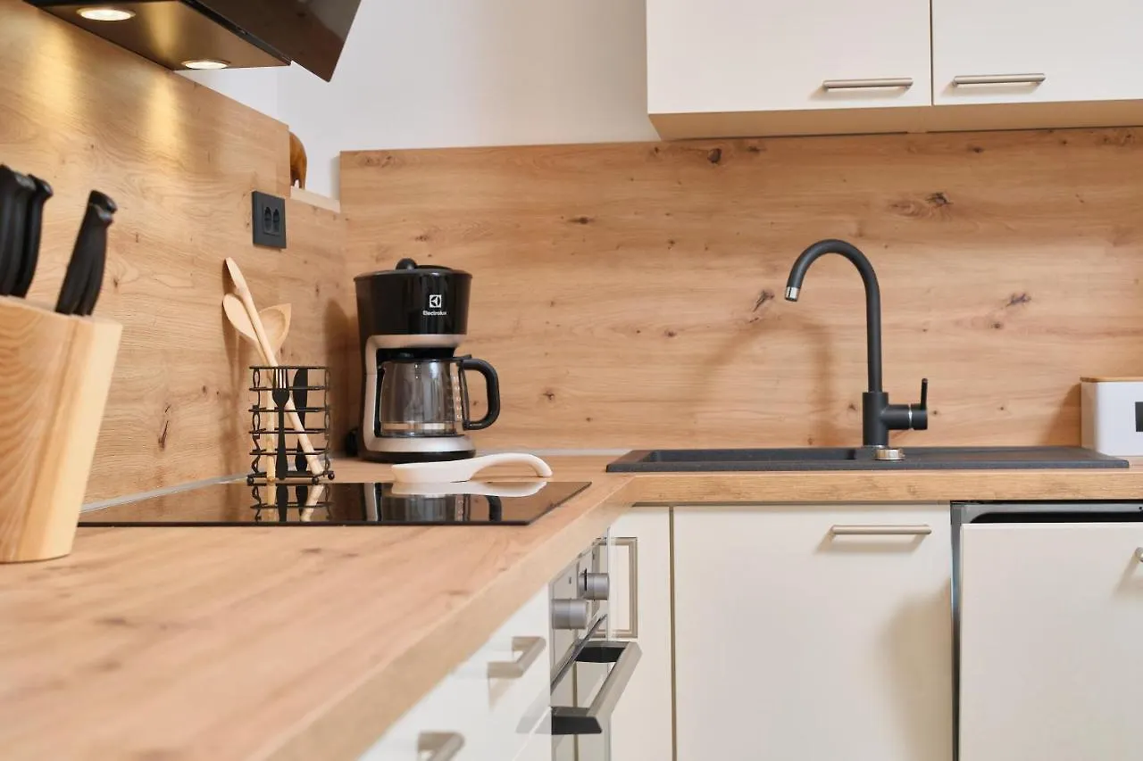 Bacci Central 2-Bedroom Apartment By Litto Split