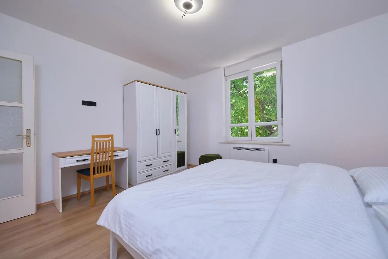 Bacci Central 2-Bedroom Apartment Spalato