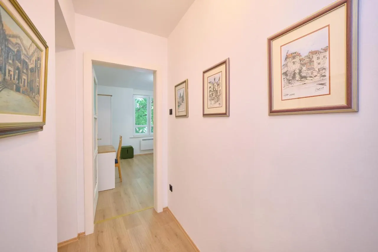 Bacci Central 2-Bedroom Apartment Spalato