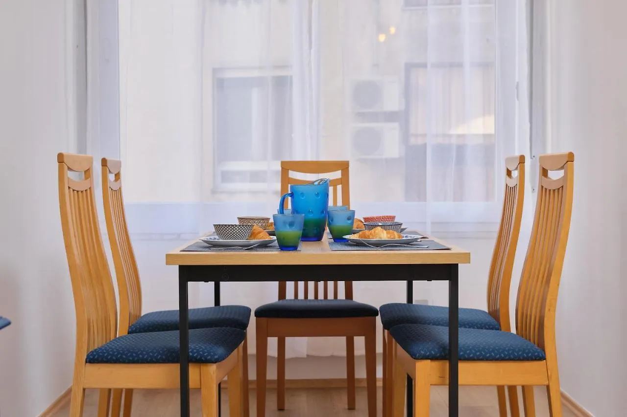 Bacci Central 2-Bedroom Apartment By Litto Split