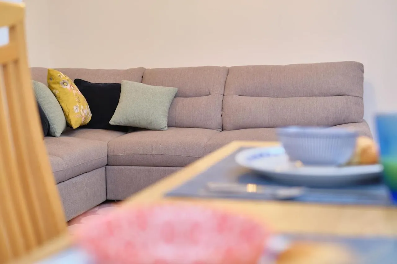 Bacci Central 2-Bedroom Apartment By Litto Split